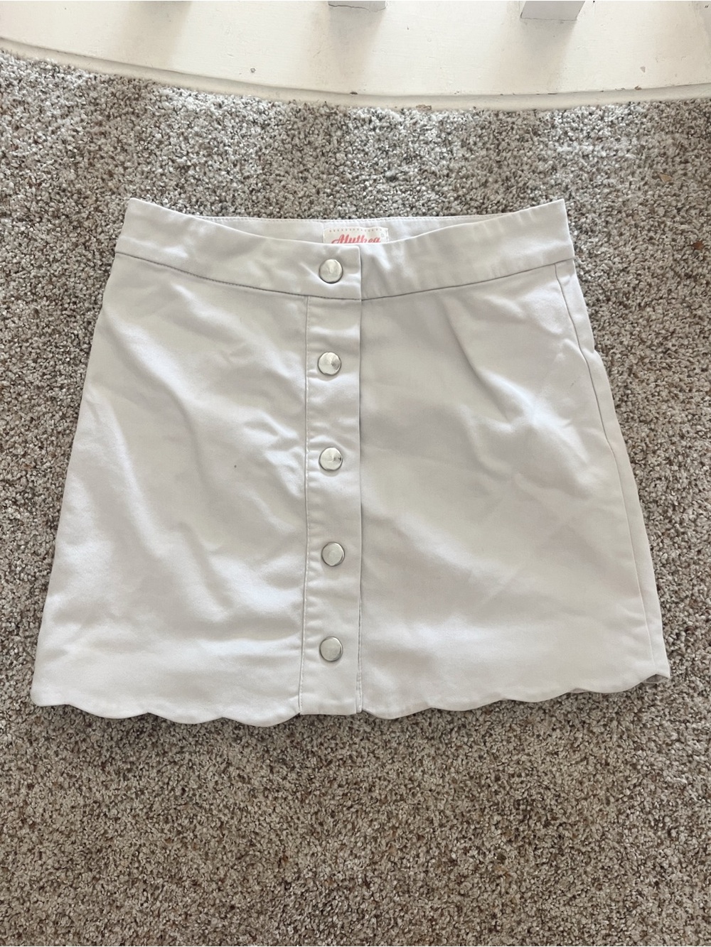 Alythea White Button-Front Scalloped Mini Skirt